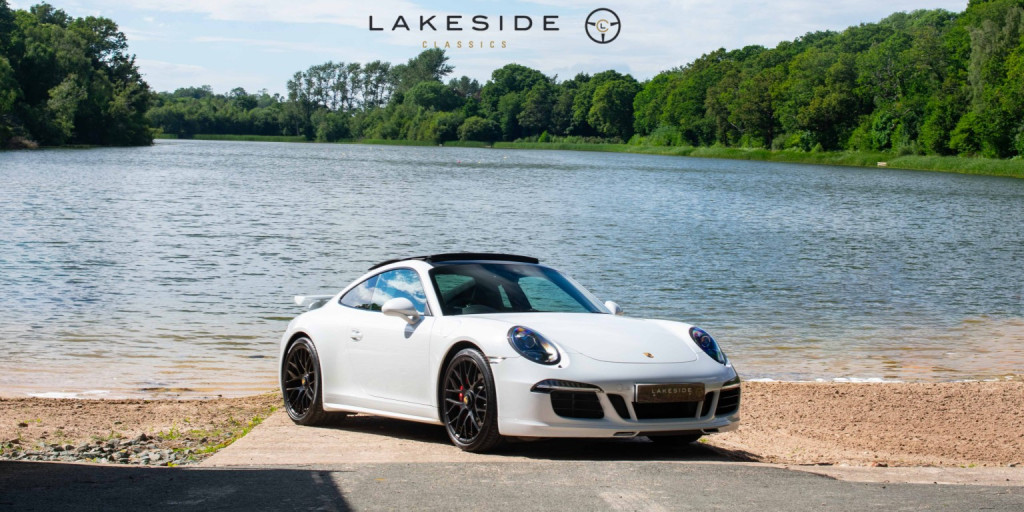 2015 Porsche 911